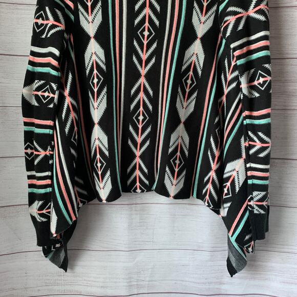 Eyeshadow Geometric Print Cardigan Sweater Open Front Asymmetrical Bottom Size S - Picture 7 of 15